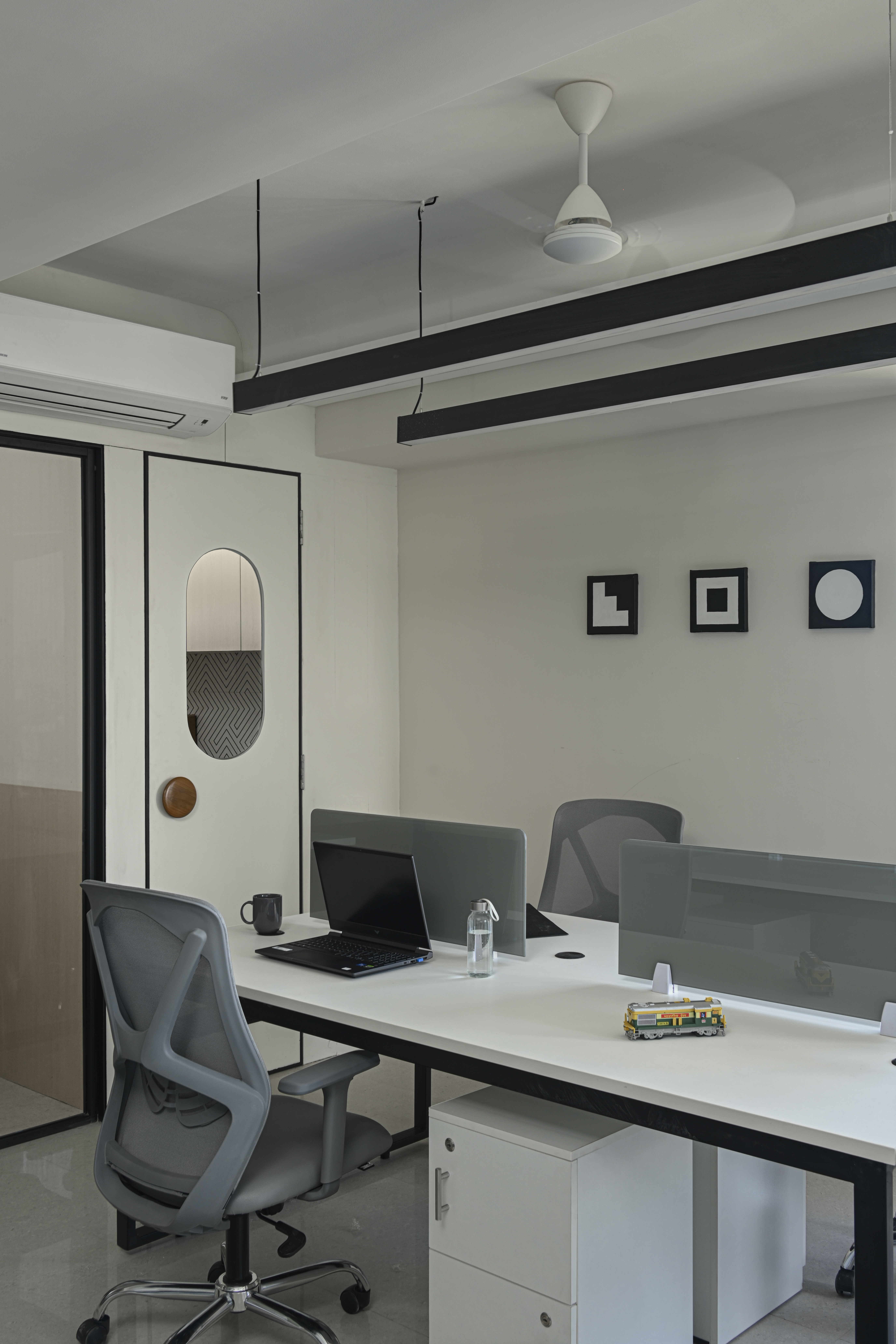 GUNJAN BHAI OFFICE - C-605